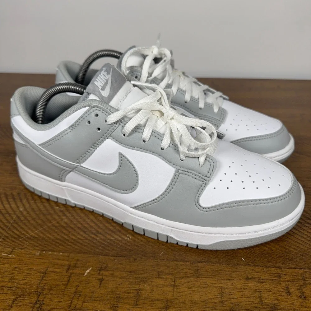 Nike Dunk Low Shoes Mens 9.5 White Light Smoke Grey Retro Streetwear Sneakers